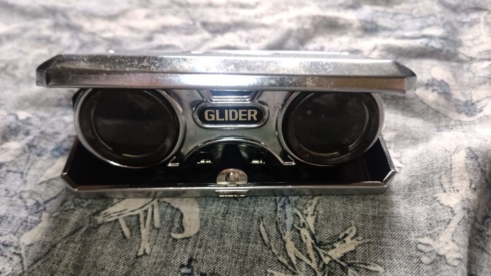 lornetka teatralna zabytek antyk prl