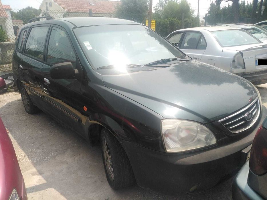 PARA PEÇAS Kia Carens II 2.0 Crdi de 2002 com 113 cv