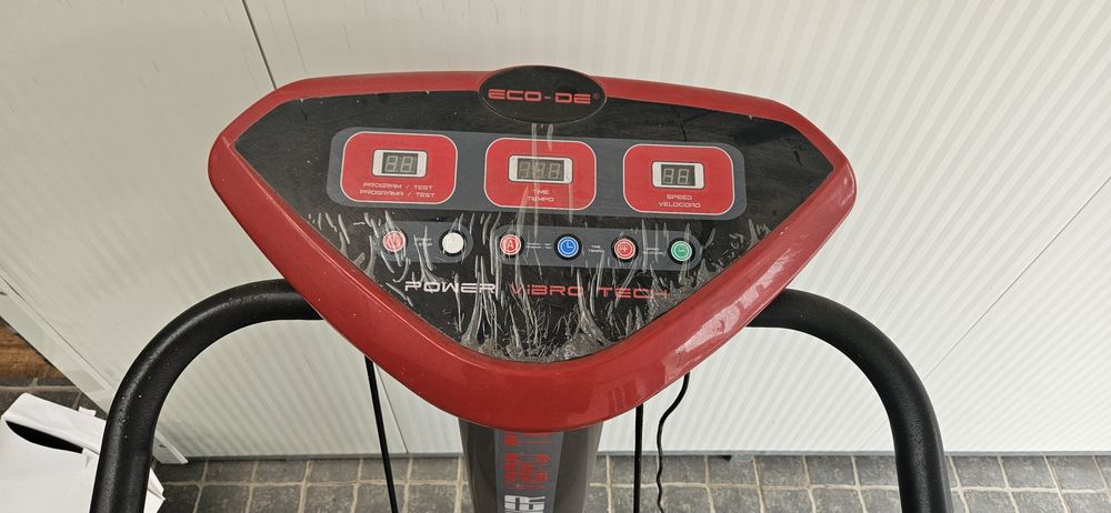 Plataforma Vibratória ECO-DE Power Vibro Tech – Como Nova / Excelente Estado