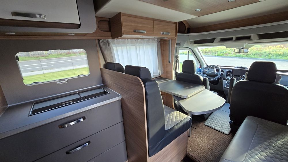 WEINSBERG Cara Suite 650MF будинок на колесах