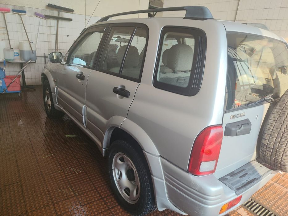 Vendo suzuki grande vitara impecável