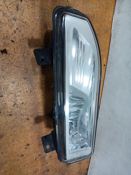 Farol nevoeiro Nissan qashqai e LEAF 2018
