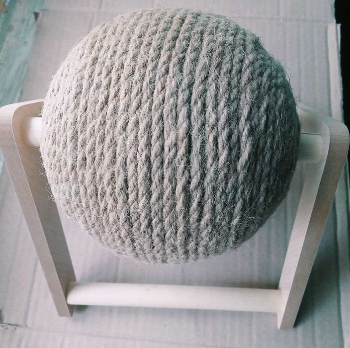 Когтеточка. Игрушки для кота