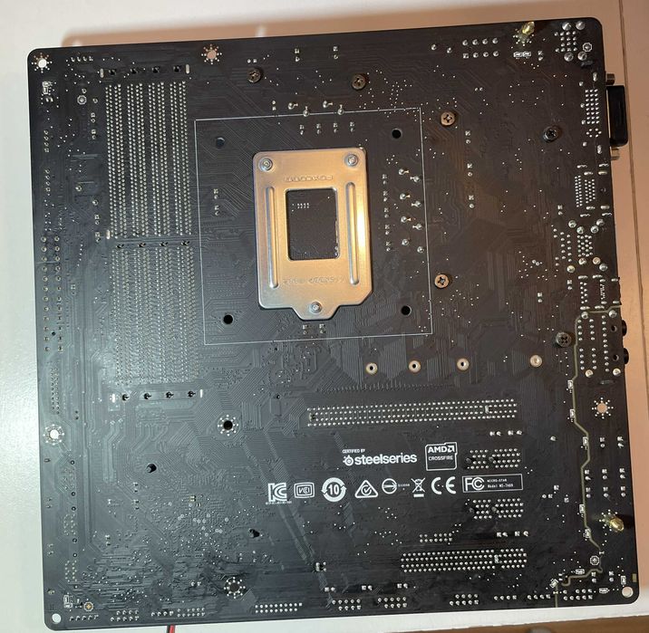 MSI B250M Mortar (Avariada) - Pinos do Socket Impecáveis