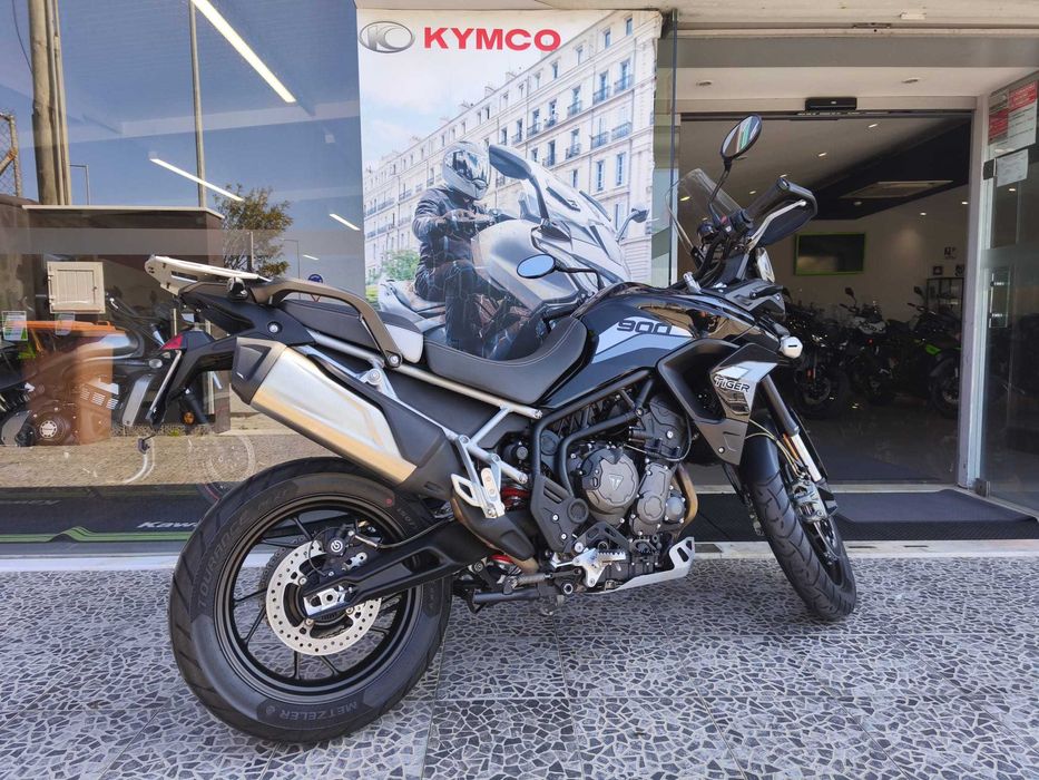 Triumph Tiger900