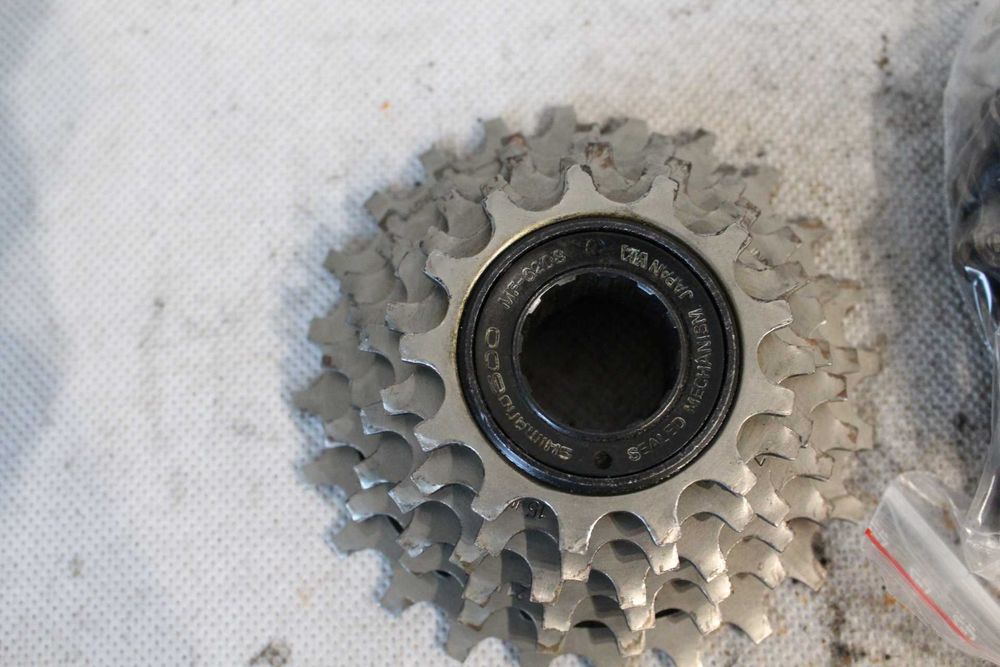 wolnobieg nakręcany shimano 600 MF-6208 japan 6s 13-24T + łańcuch cy4