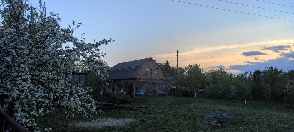 Незавершене будівництво і земельна ділянка