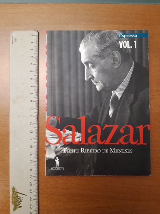 Colecção "Salazar: uma biografia política" do Expresso (volume 1)