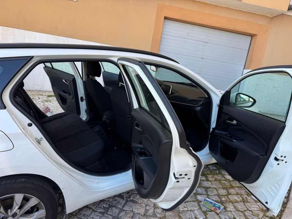 TVDE precisa-se de motorista