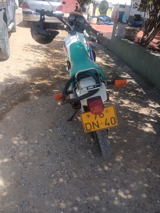Yamaha DT 50 em bom estado