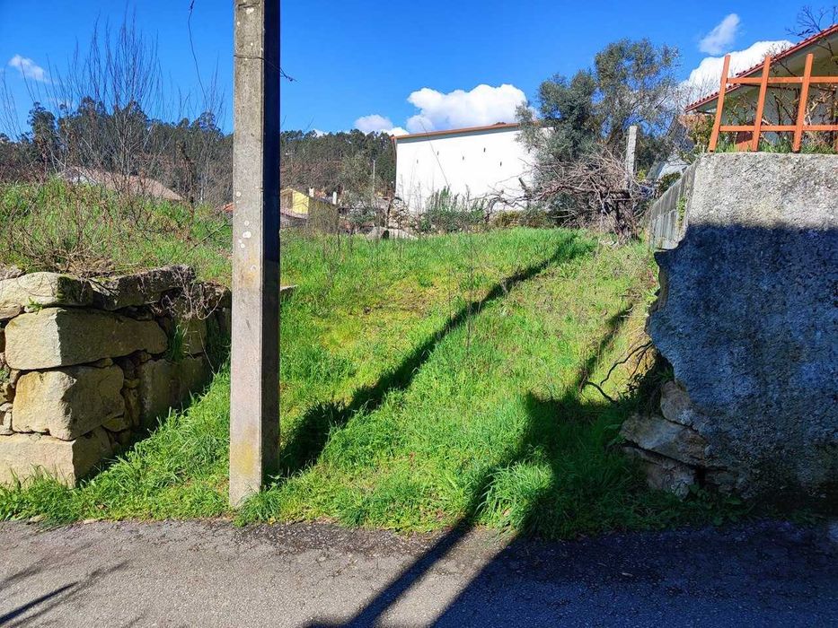 Venda de terreno c/ projeto incluído