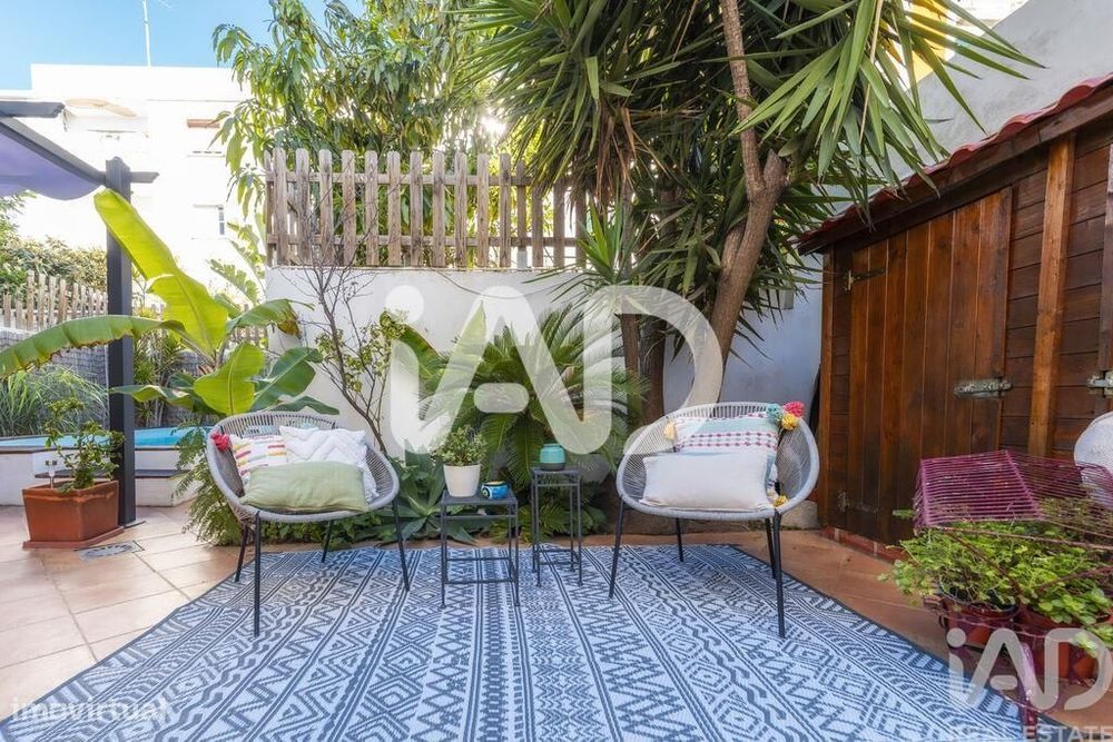 T3 Residential Floor Apartment in Faro, 196 m²