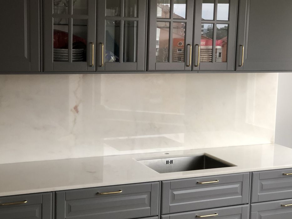 Blaty granit , konglomerat , marmur