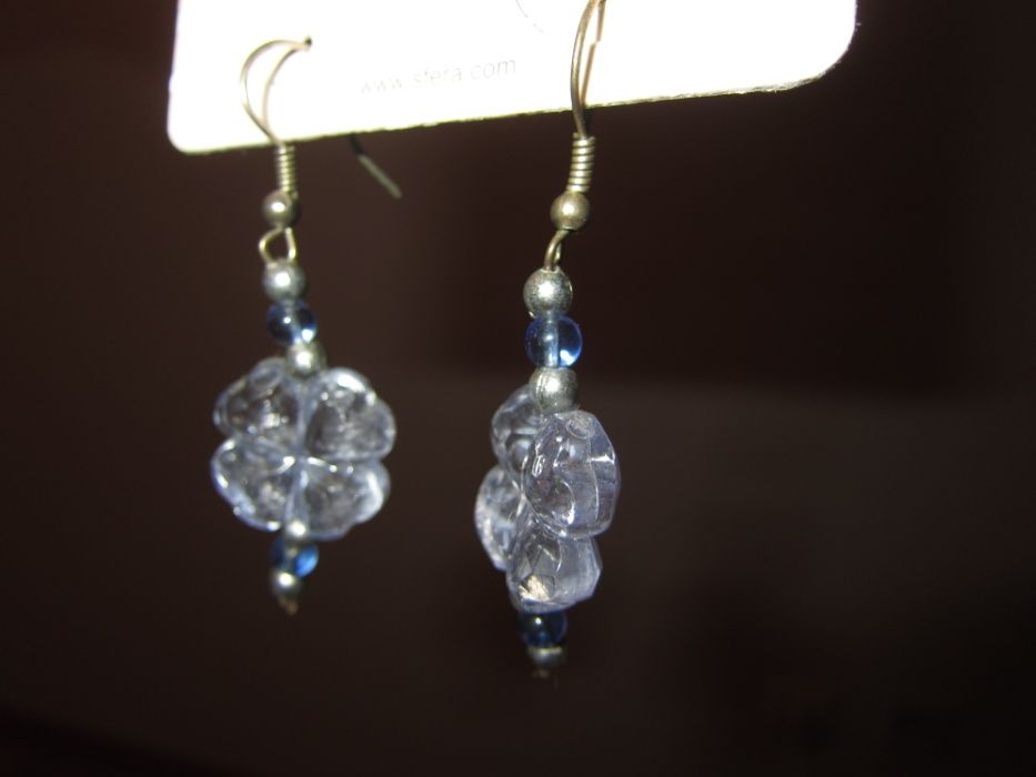 Brincos Prateados, Azuis e Transparentes