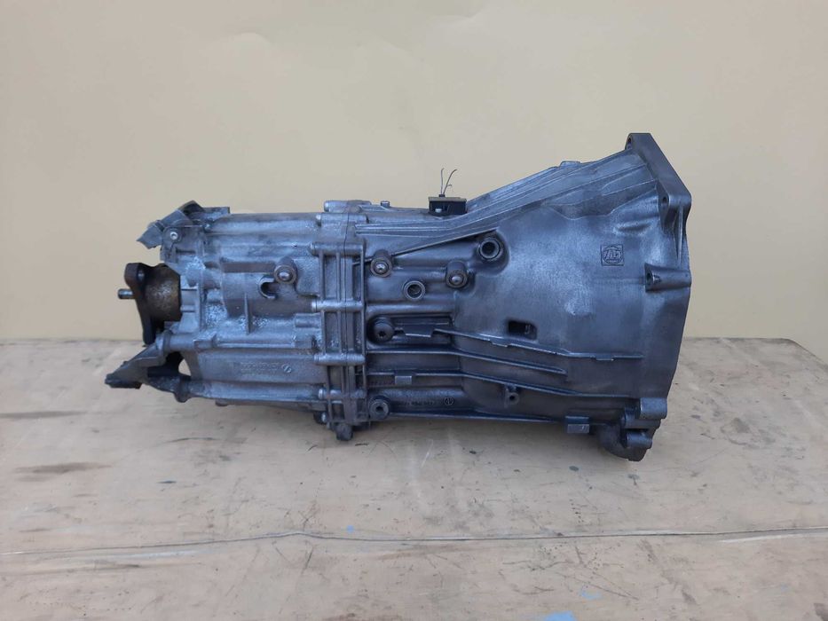 Коробка передач BMW 2.0d бмв МКПП  1089401049 - (51)