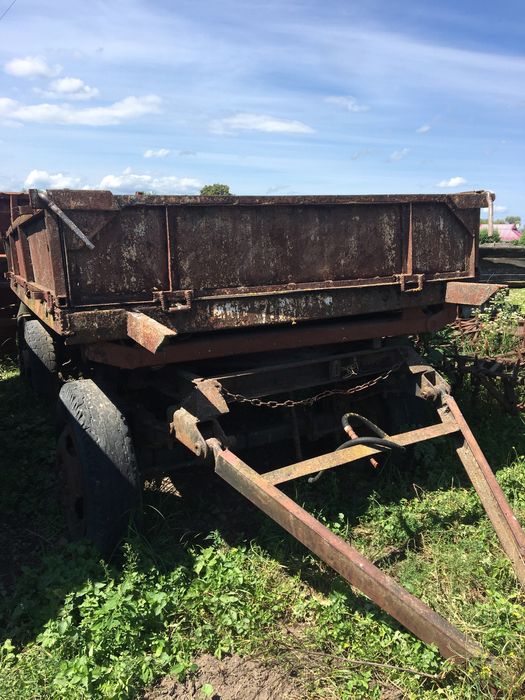 Продам причепи до тракторів у гарному стані.