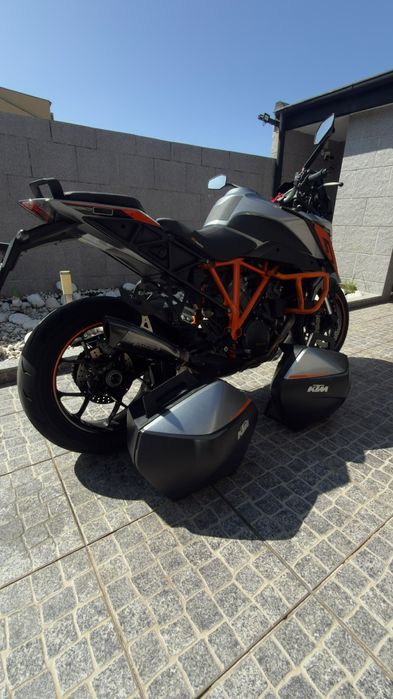 KTM SuperDuke 1290 GT