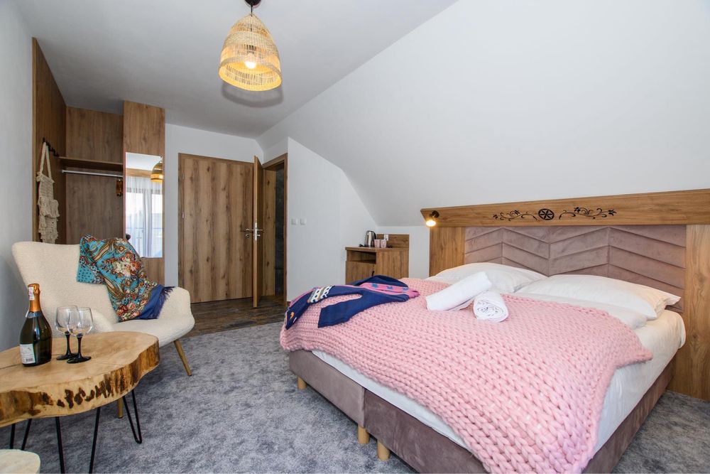 Dom w górach, komfortowe pokoje/apartamenty kamerlany pensjonat