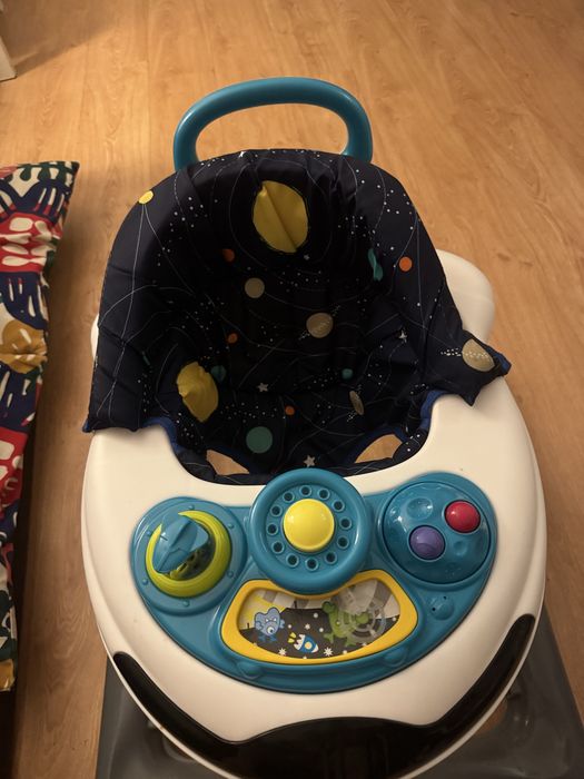 Aranha para bebe nova usou 1 vez apenas . Para bebes de 76cm ate 85cm ,para bebes apartit de 6 messes /12messes