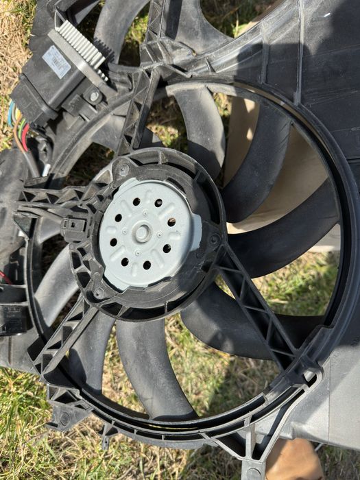 Вентелятор правий