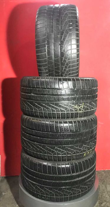 285/35/19 Pirelli Winter SottoZero Serie II