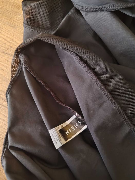 Czarna halka modelująca korygująca Shein rozmia ok 42/44 nylon/elastan