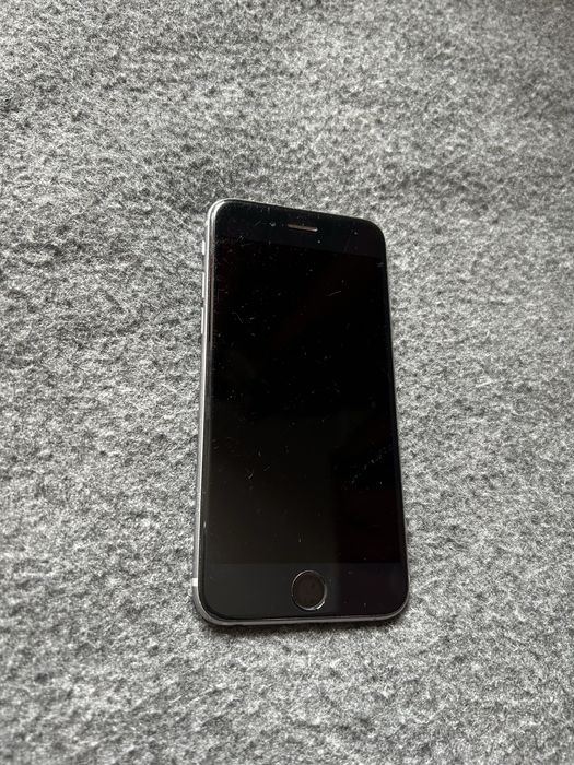 Iphone 6s 32Gb телефон
