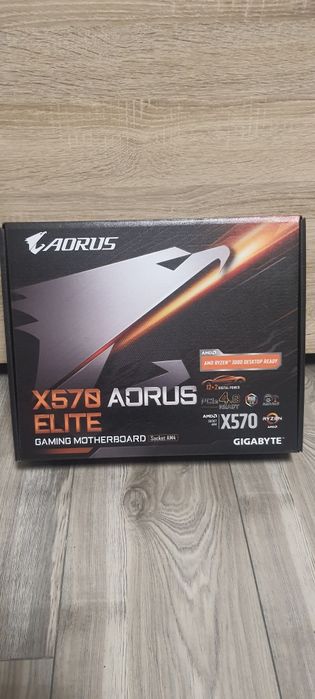 Gigabyte Aorus x570 Elite