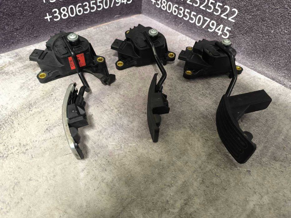 Педаль газу акселератор Nissan Qashqai J10 J10+2