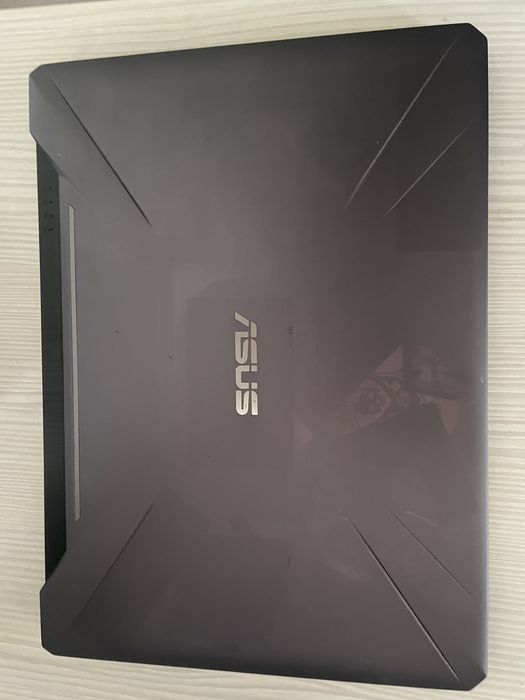 Asus tuf gaming AMD ryzen 7 rtx 2060