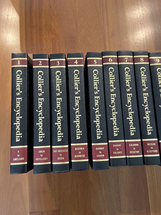 Coleçao completa Collier’s Encyclopedia