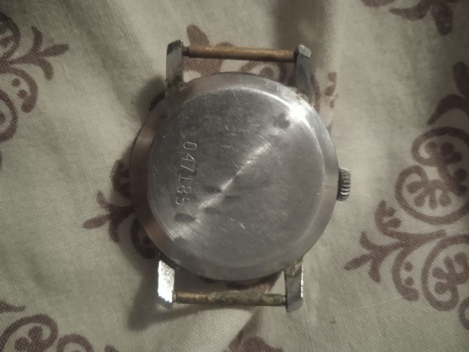 продам часи жіночі