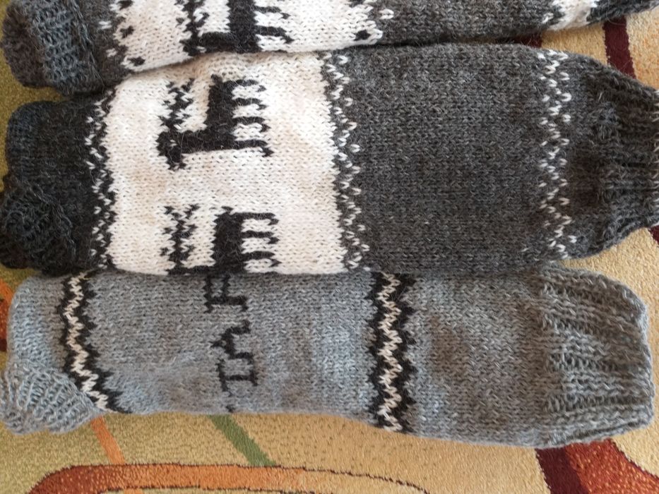 Swetry z owczej wełny