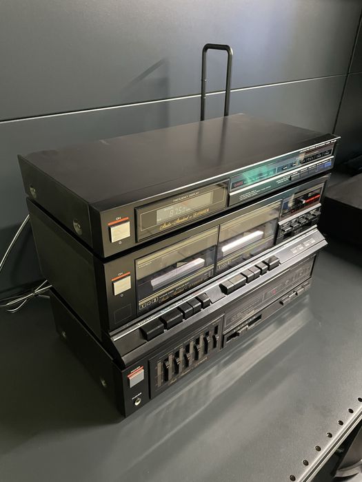 Тюнер  Fisher FM-226 + Дека CR-W223R + Підсилювач CA-223R.