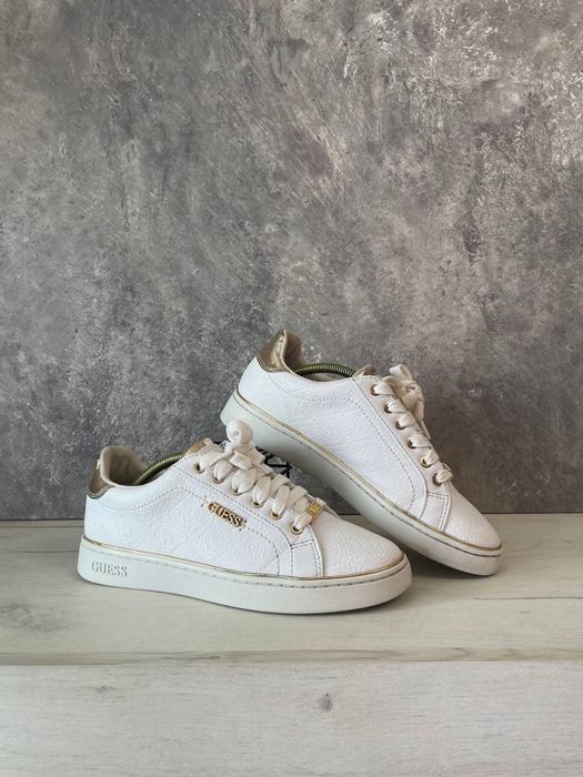 Оригінальні кеди Guess, 39 розмір кросівки
