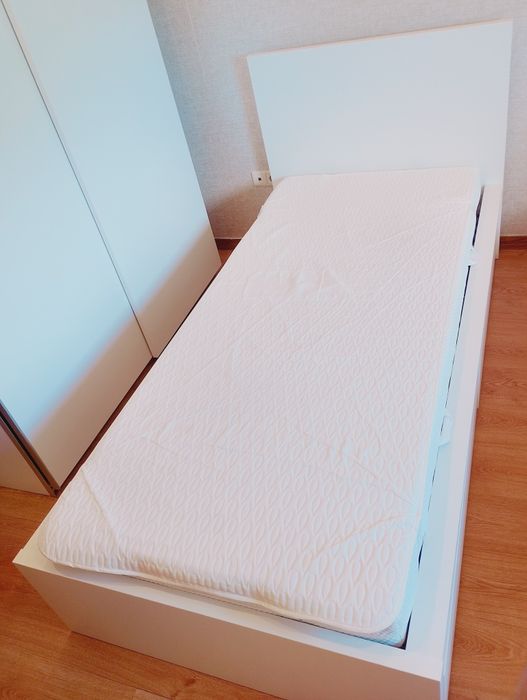 Vendo cama IKEA impecáveis