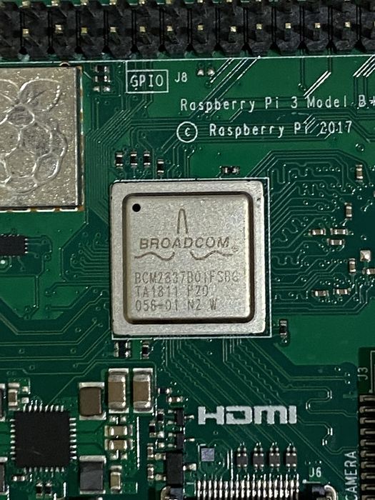 Мини-компьютер Raspberry Pi 3B+