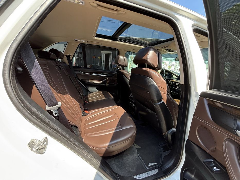 BMW X5 (F15) 2015 3.0i M-Sport