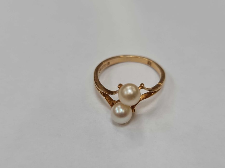 II poł. XX wieku! Złoty pierścionek/ 585/ 1.74 gram/ R10/ Perła