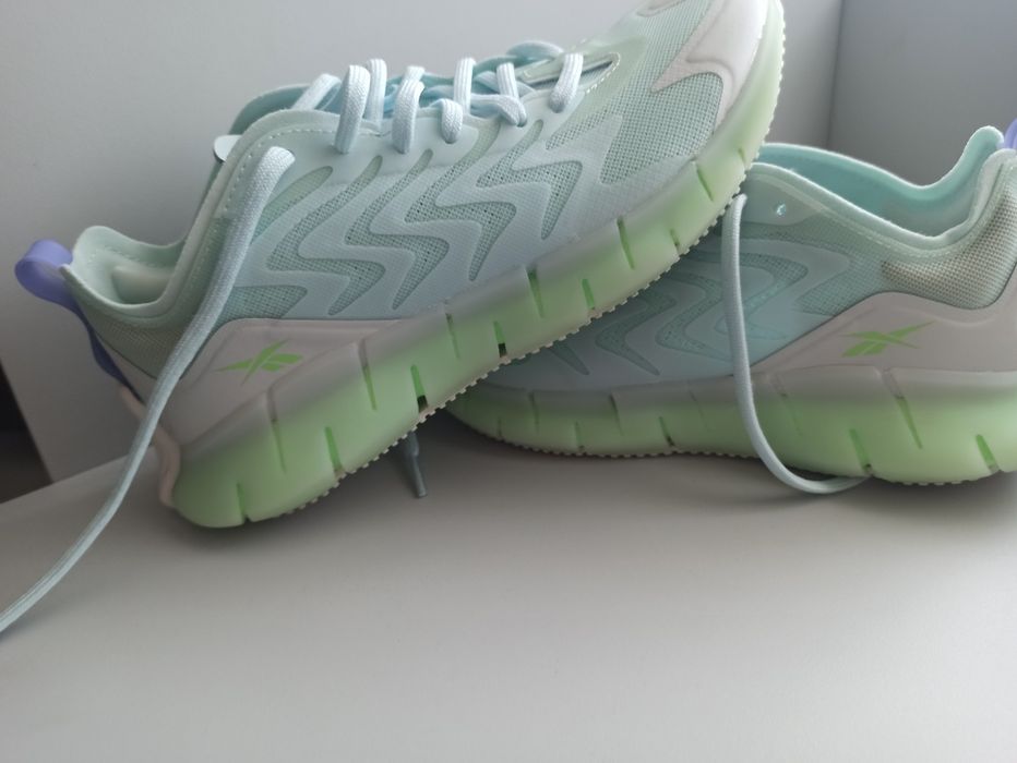 Кросівки жіночі Reebok