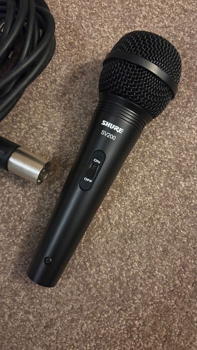 Microfone Sure V200
