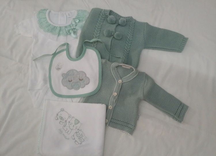 Vendo lote de roupa de bebé - fabricado em Portugal