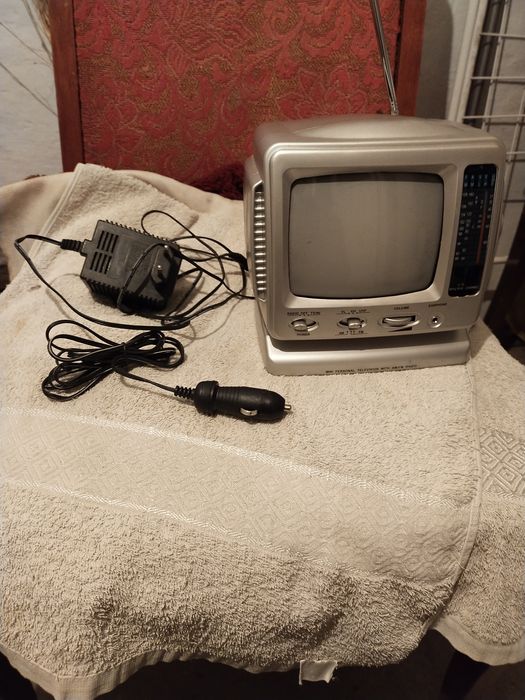 Автомобільний телевізор