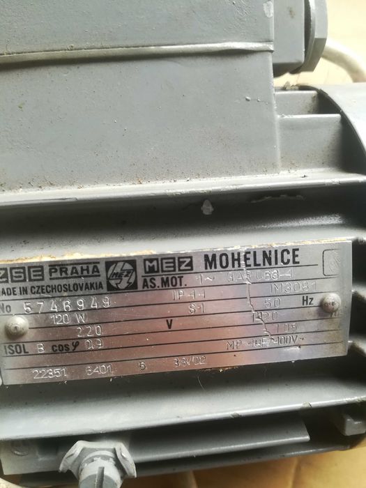 электродвигатель электромотор MEZ Mohelnice