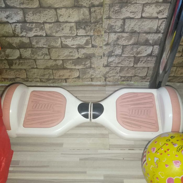 Sprzedam deskorolkę elektryczną