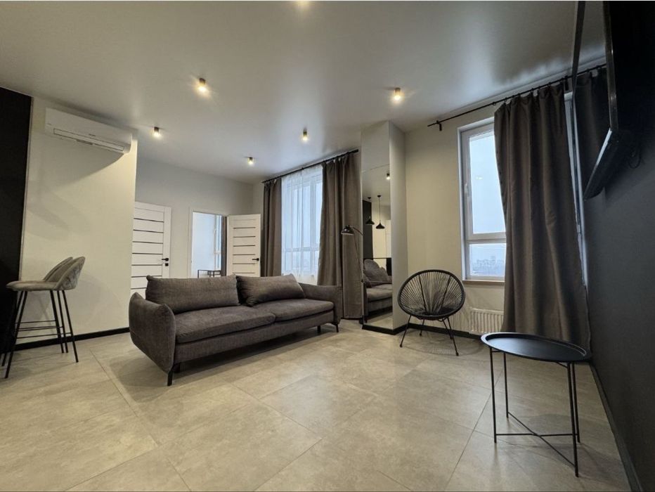 Оренда великої квартири у ЖК Грані(дві спальні)