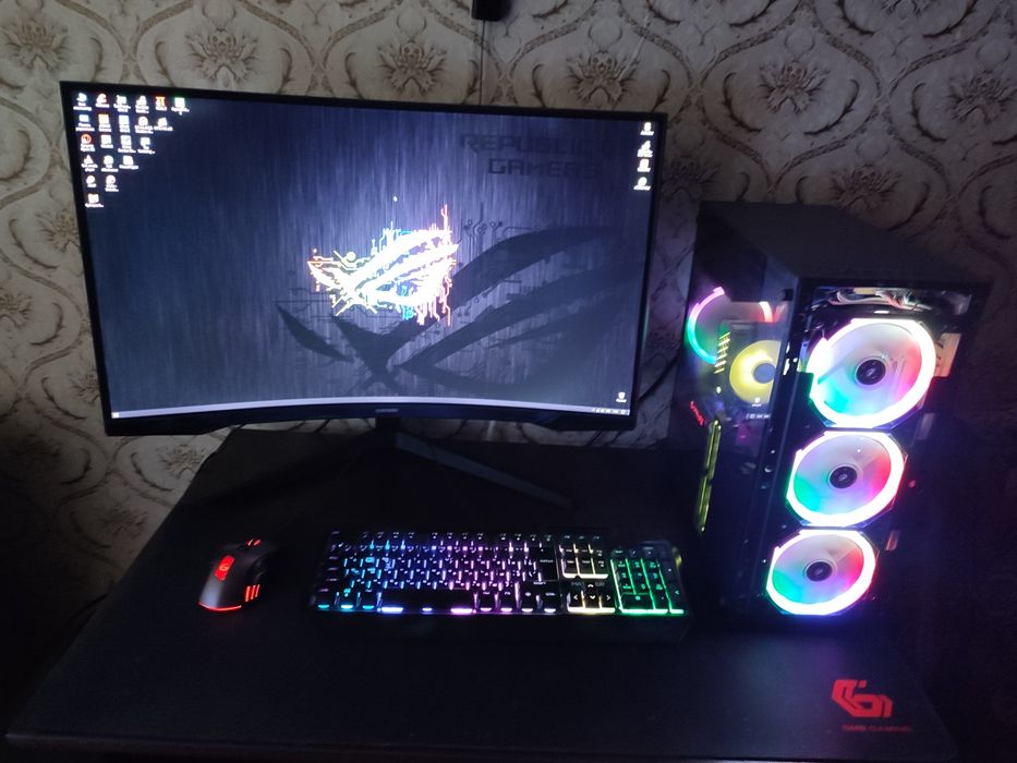 Продам новый компьютер могу по частям.