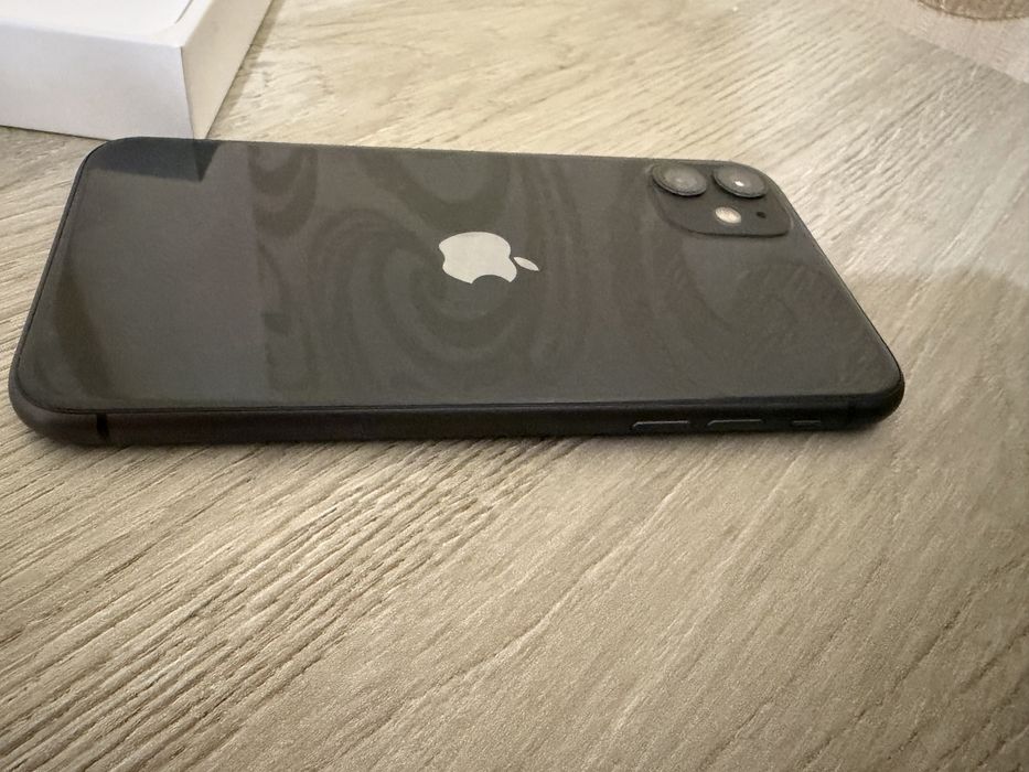 Iphone 11 , 64 з коробкою