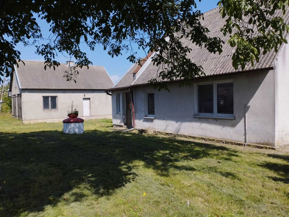 Dom jednorodzinny z działką na sprzedaż