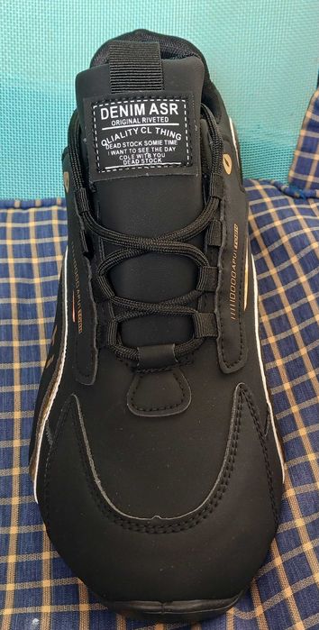Tenis novos nr 44